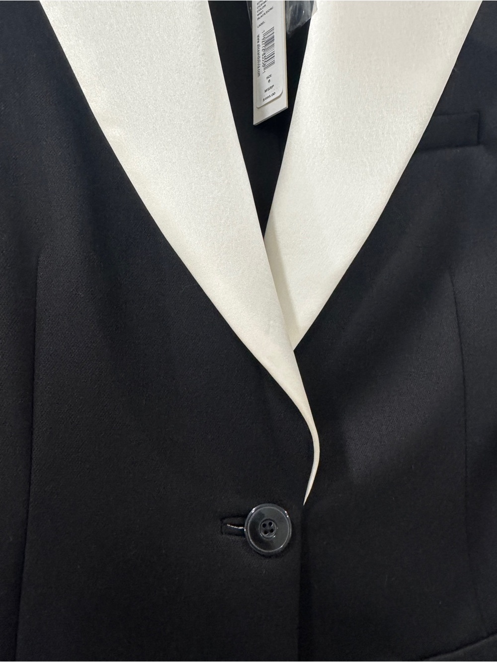Alice + Olivia Black Blazer with White Contrast Lapel - Picture 3 of 4